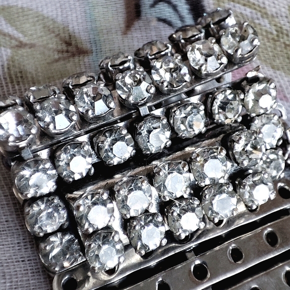 Vintage Signed Kramer of New York Seven Row Prong Set Clear Rhinestone Bracelet - Picture 4 of 16